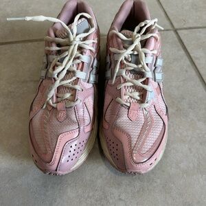 New Balance 1906U 'Lunar New Year - Shell Pink - Mens 8.5/Womens 10